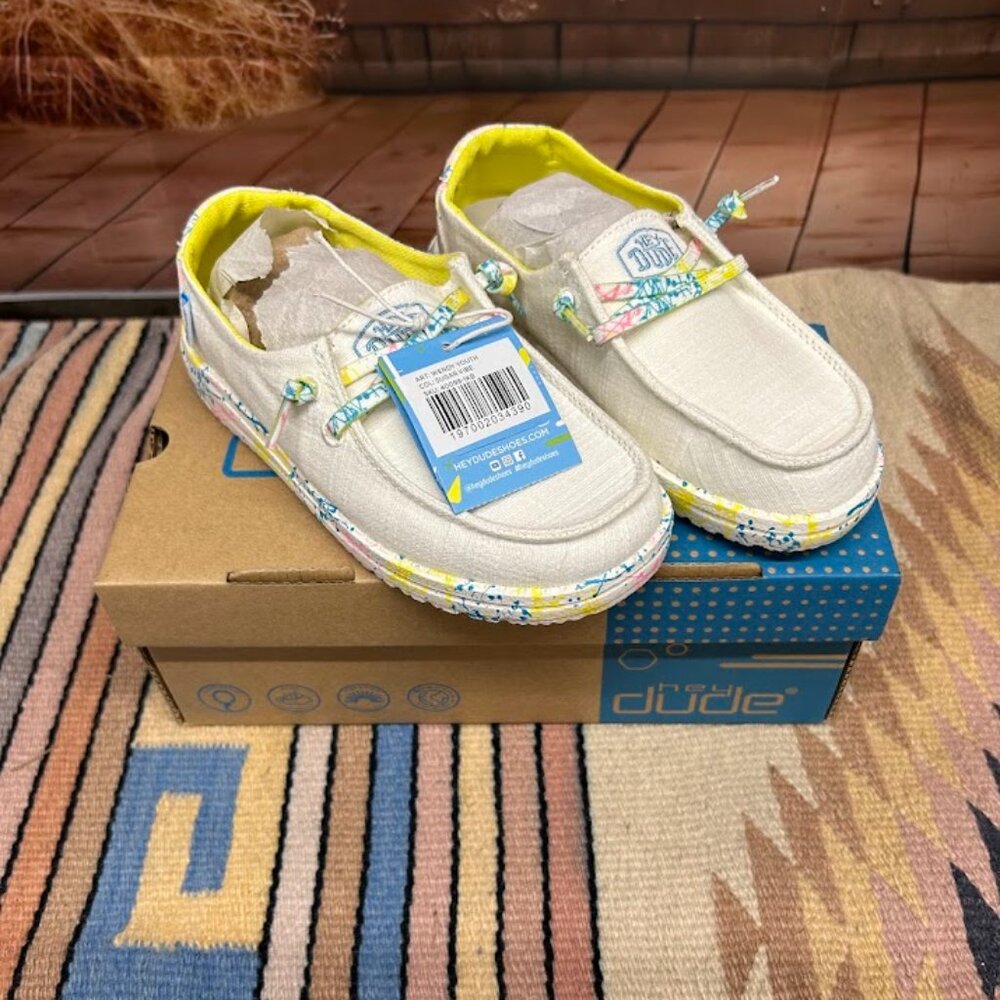 Youth Hey Dude Wendy Sugar Vibe Shoe - Picture 2 of 4